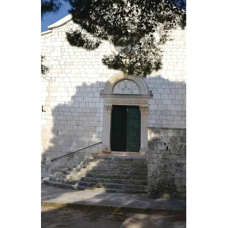 Beautiful Apartment In Hvar With Wifi Daire *